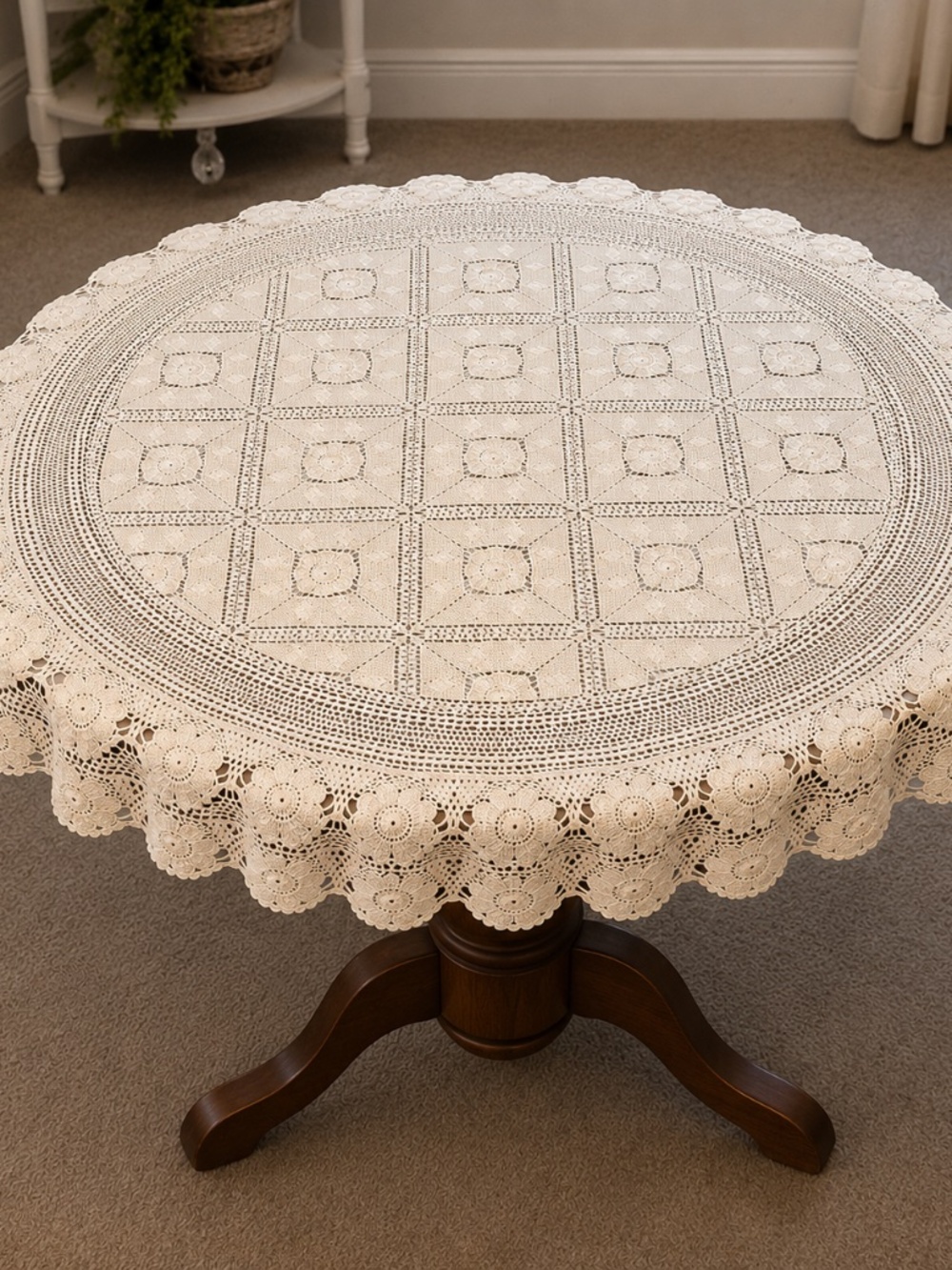 Beautiful Vintage Hand Crocheted Round Cream Tablecloth
